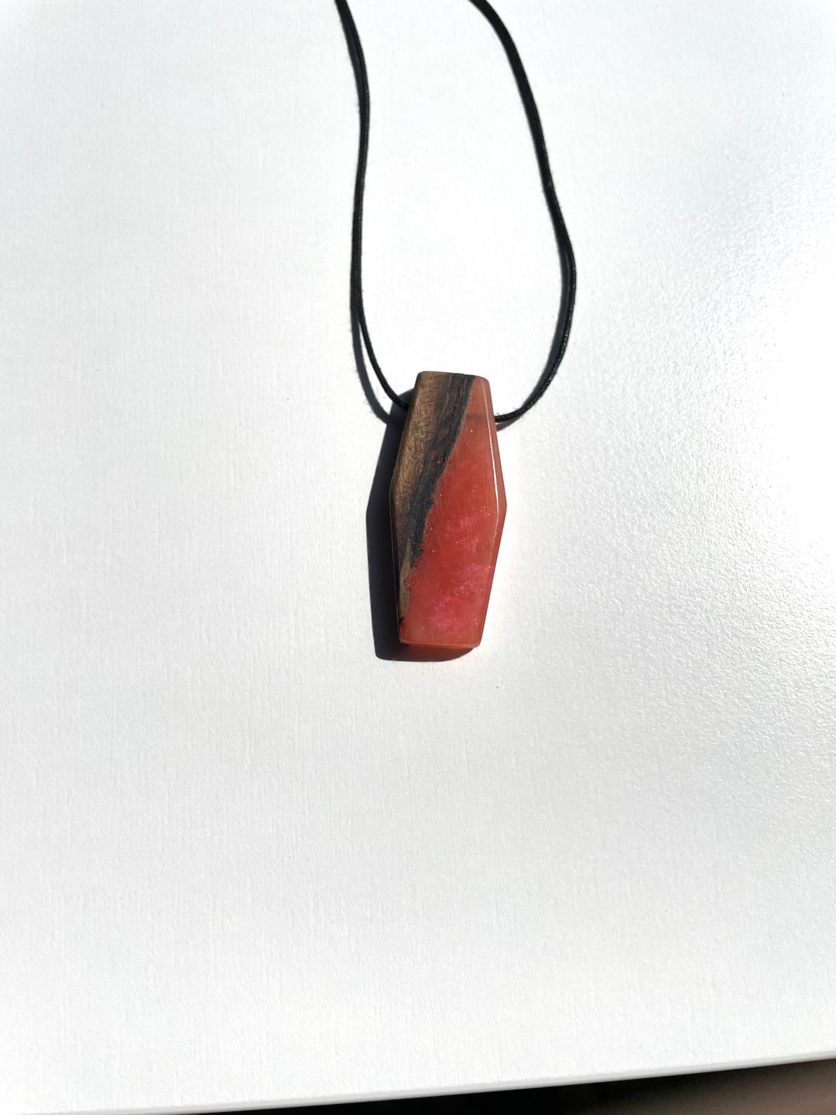 Halskette „Herzfeuer“ – Die Kraft, die in dir brennt